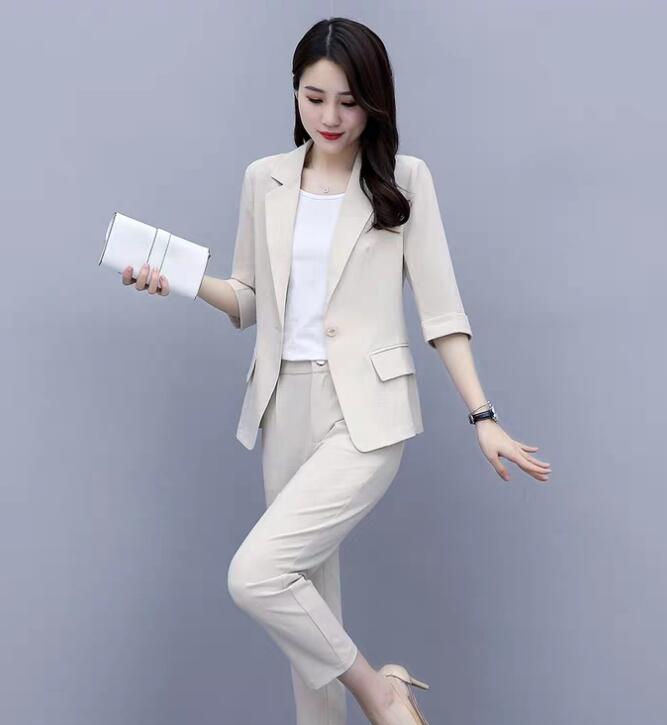 女春秋套職業裝 